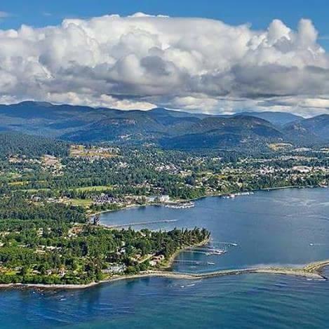 Salty Towers Ocean Front Cottages Sooke Exterior photo